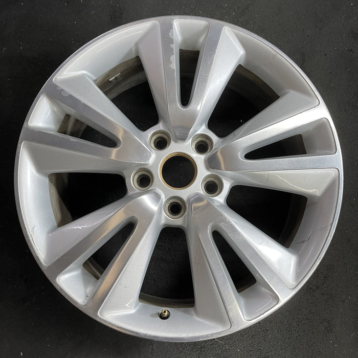 20" GRAND CHEROKEE 11 wheels, 20x8, 10 spoke Original OEM Wheel Rim - Angle View
