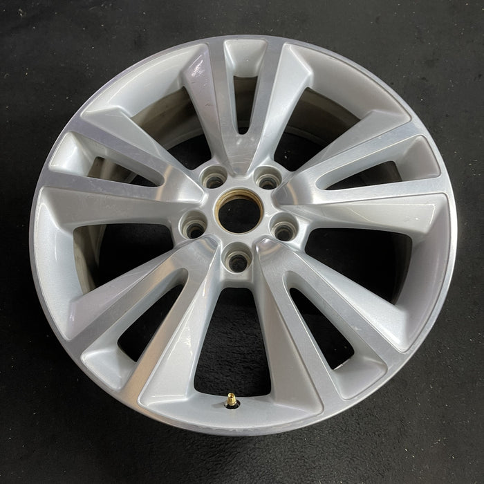 20" GRAND CHEROKEE 11 wheels, 20x8, 10 spoke Original OEM Wheel Rim - Side Profile