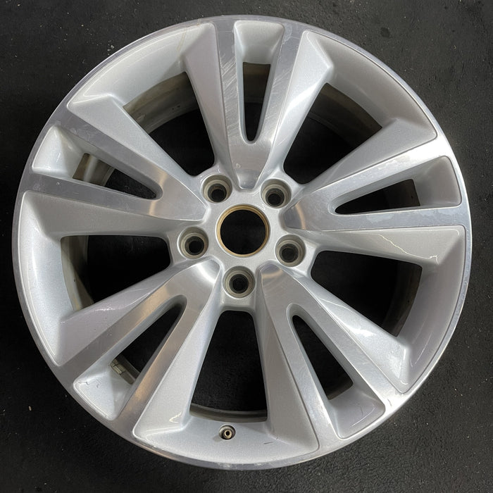 20" GRAND CHEROKEE 11 wheels, 20x8, 10 spoke Original OEM Wheel Rim - Angle View