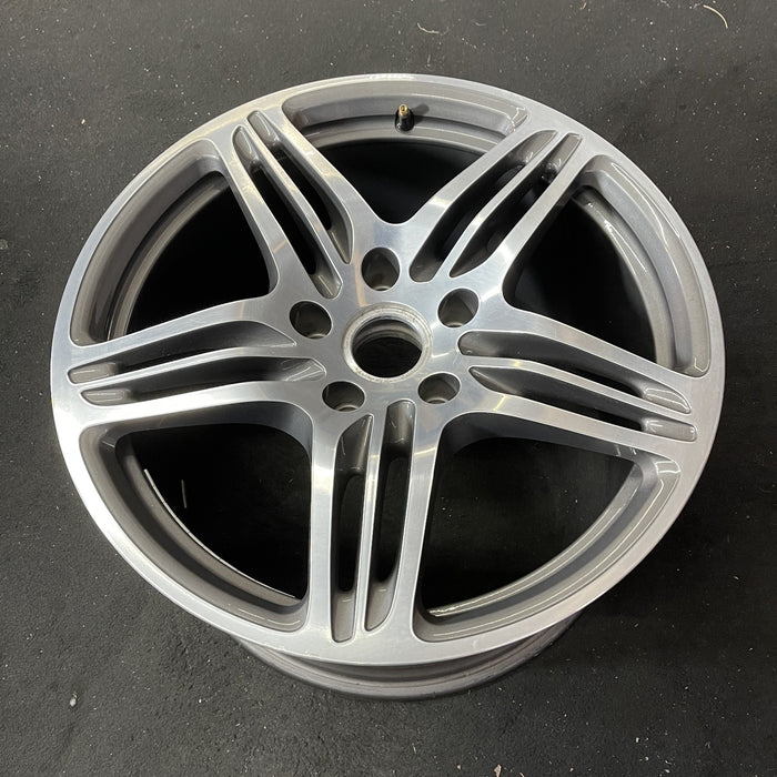 19" PORSCHE 911 07-08 , 19x11 , 5 triple spoke Original OEM Wheel Rim - Close-Up Detail
