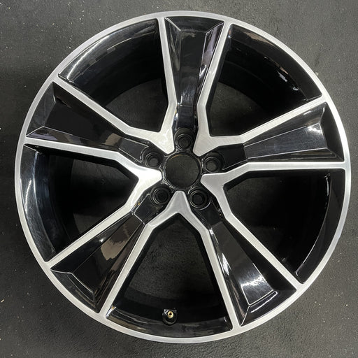 20" AUDI Q5 19-20 20x8 , , straight spoke Original OEM Wheel Rim - Angle View
