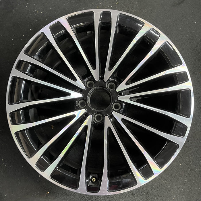 19" MERCEDES S-CLASS 21 223 Type , 19x8.5, 10 double spoke, machined face with - Angle View