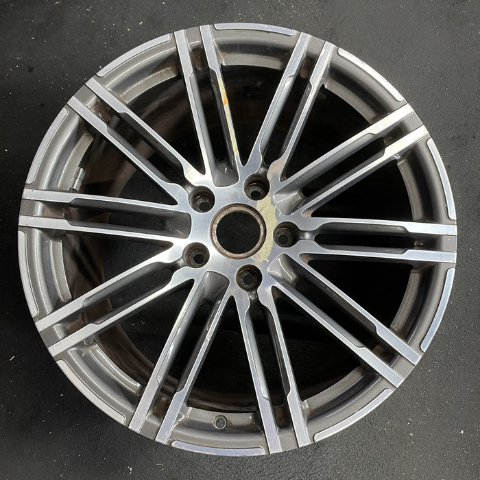20" PORSCHE 911 14-16 , , 20x11 , w/o central locking hub; 20 spoke Original - Angle View