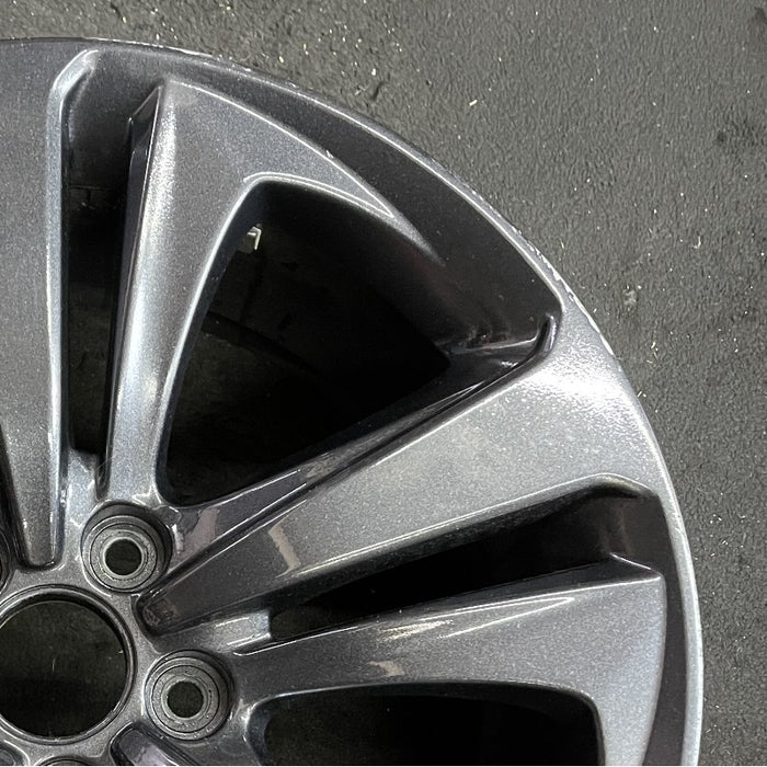 19" TLX 21-23 19x8.5 5 double spoke charcoal gray Original OEM Wheel Rim - Close-Up Detail