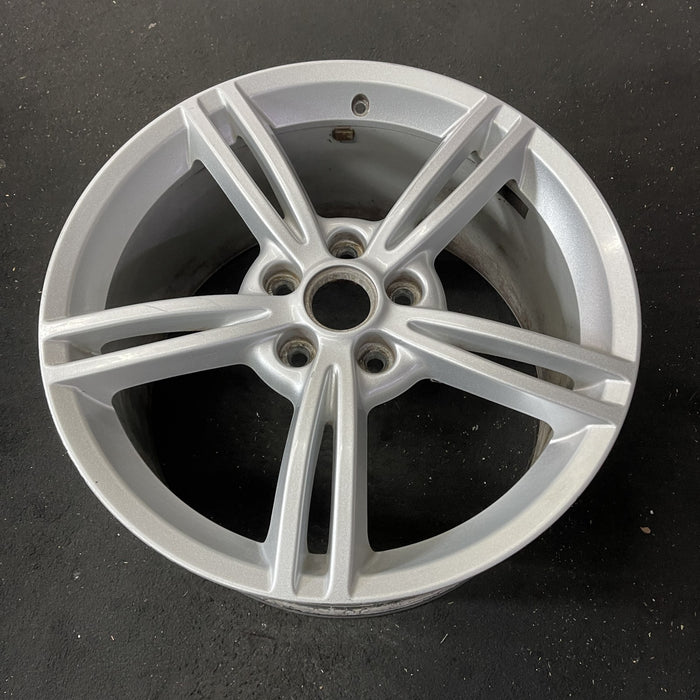 19" CORVETTE 08 19x10 , 5 double spoke, silver Original OEM Wheel Rim - Close-Up Detail