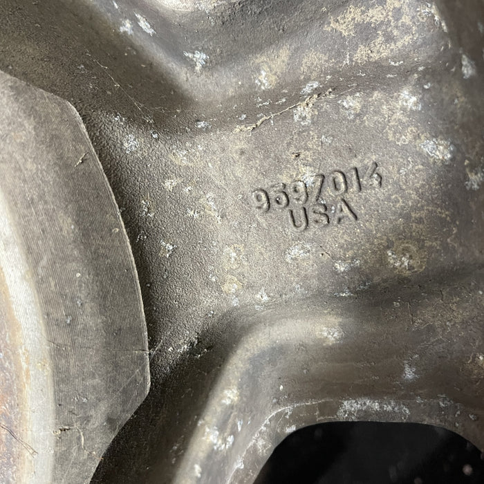 17" AVALANCHE 1500 07-10 17x7.5", aluminum, , pentastar groove that connects all spokes Original OEM Wheel Rim