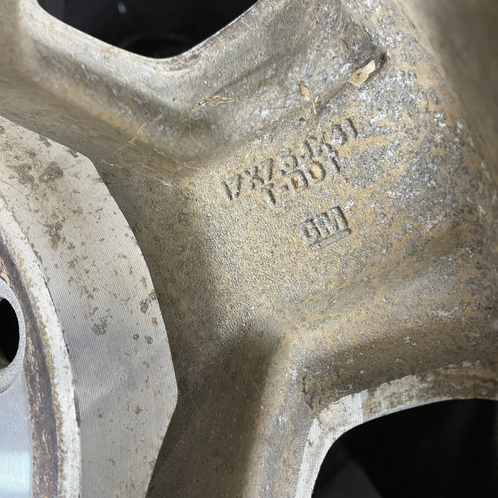17" AVALANCHE 1500 07-10 17x7.5", aluminum, , pentastar groove that connects all spokes Original OEM Wheel Rim