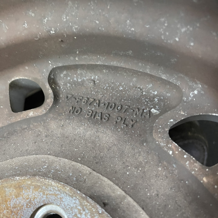 15" EXPLORER 95 15x7, aluminum, 10-depressions, w/o holes Original OEM Wheel Rim