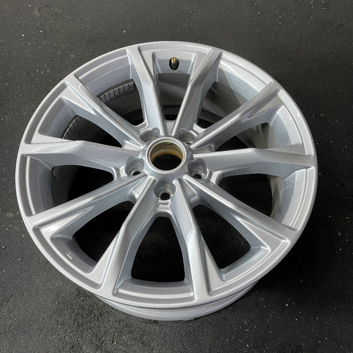 18" CR-V 23-24 18x7.5 alloy 10 spoke silver Original OEM Wheel Rim