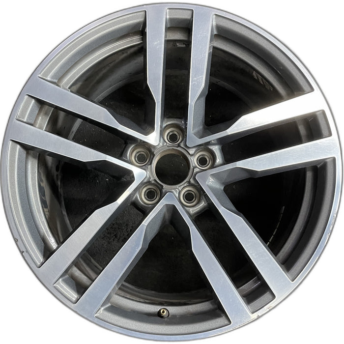 19" AUDI TT 16 Base, 19x9 , , straight spokes Original OEM Wheel Rim - Front View