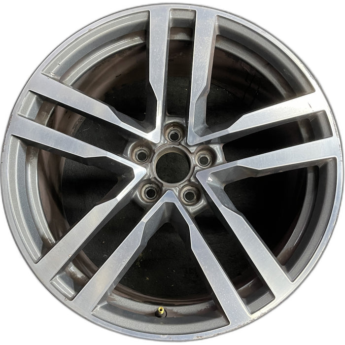 19" AUDI TT 16 Base, 19x9 , , straight spokes Original OEM Wheel Rim - Front View