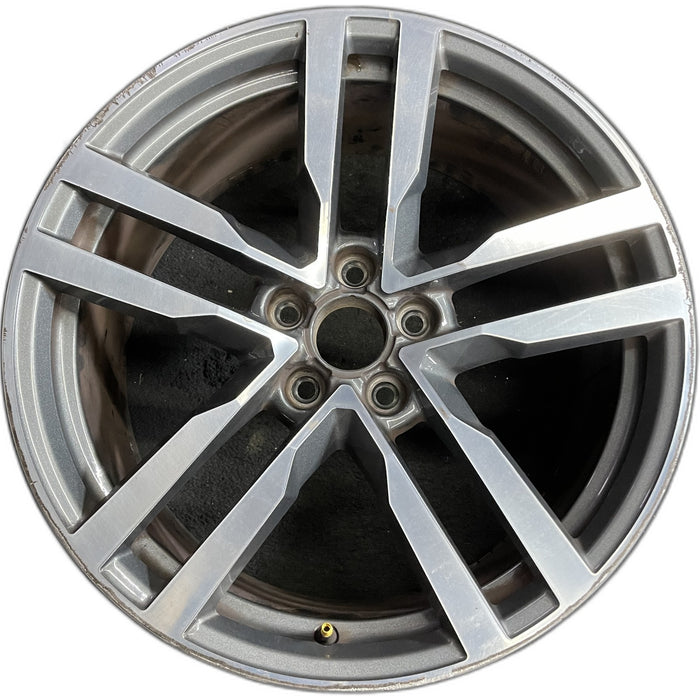 19" AUDI TT 16 Base, 19x9 , , straight spokes Original OEM Wheel Rim - Front View