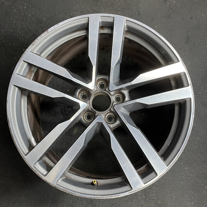 19" AUDI TT 16 Base, 19x9 , , straight spokes Original OEM Wheel Rim - Angle View