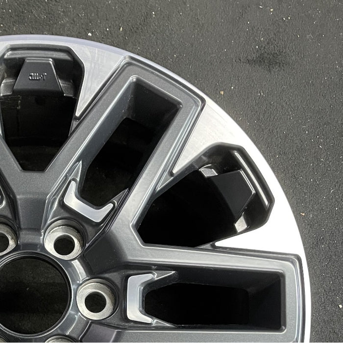 20" SEQUOIA 23-24 20x8 open spoke 6 spoke machined face with black pockets - Close-Up Detail