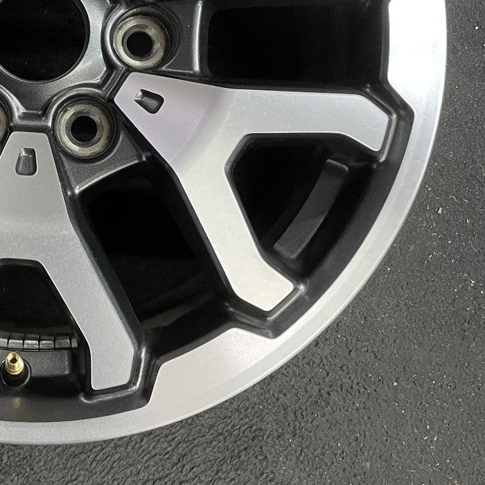 17" FORD F150 RAPTOR 21-23 17x8.5 aluminum 6 spoke V spoke silver Original OEM Wheel Rim