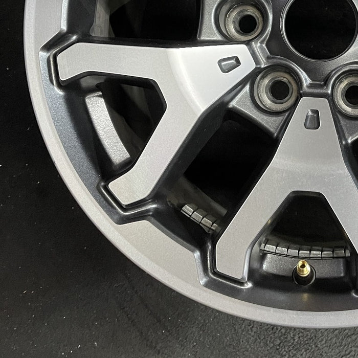 17" FORD F150 RAPTOR 21-23 17x8.5 aluminum 6 spoke V spoke silver Original OEM Wheel Rim