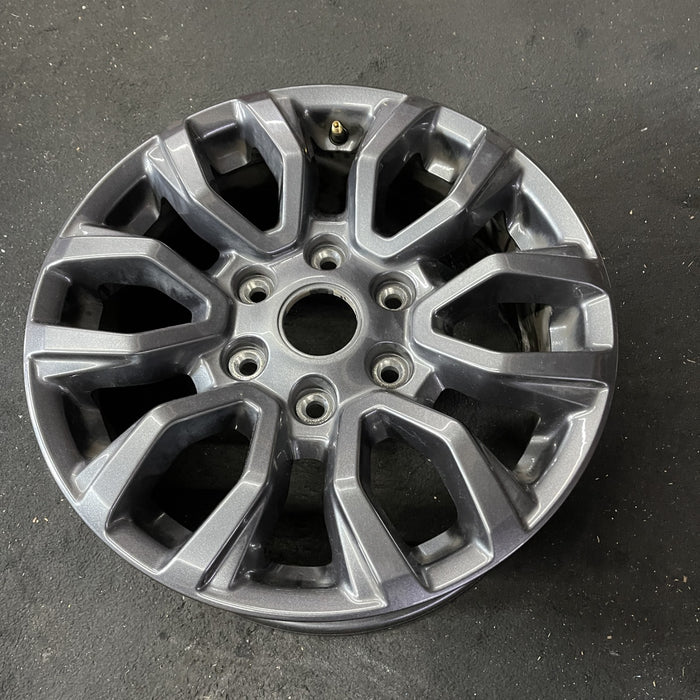 17" RANGER 19-22 17x8, , dark gray, , V spoke Original OEM Wheel Rim - Close-Up Detail