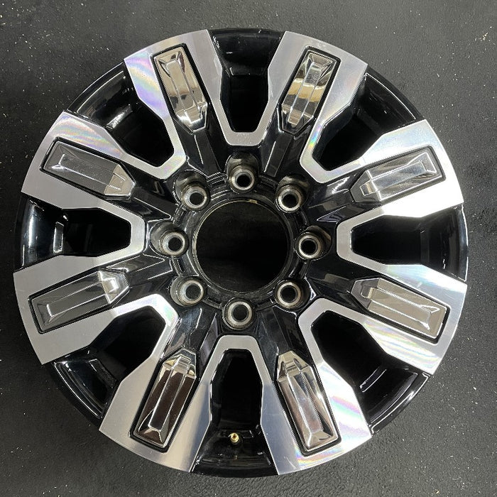 20" SIERRA 2500 PICKUP 24 20x8.5 8 spoke raised spoke machined with black - Additional View