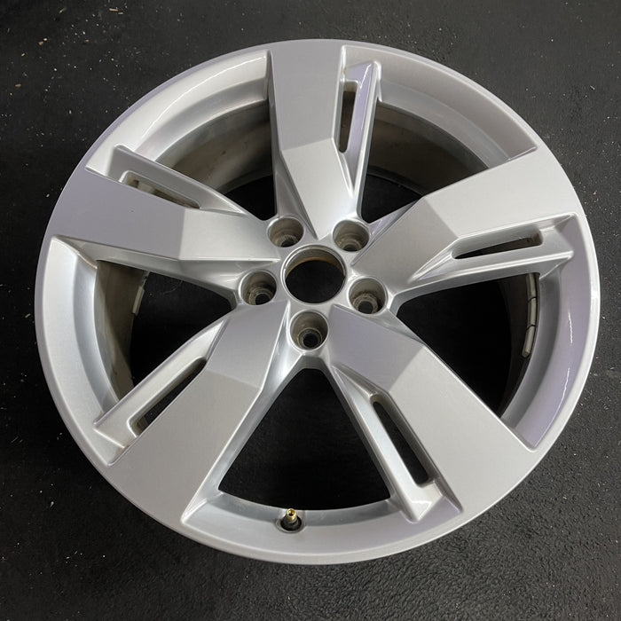 19" AUDI Q5 18 19x8 , , slotted spoke Original OEM Wheel Rim - Side Profile