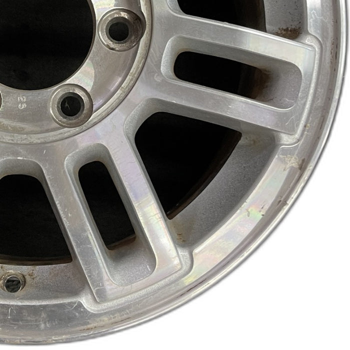 16" HUMMER H3 06 16x7.5 7 double spoke satin machined finish Original OEM Wheel - Close-Up Detail