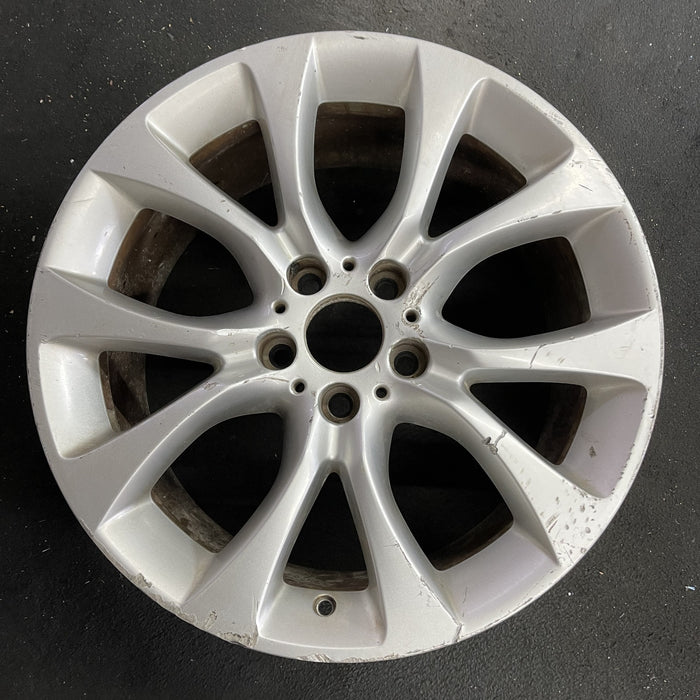 19" BMW X5 14-18 19x9 , 5 spoke, V spoke, wide spoke Original OEM Wheel Rim - Angle View