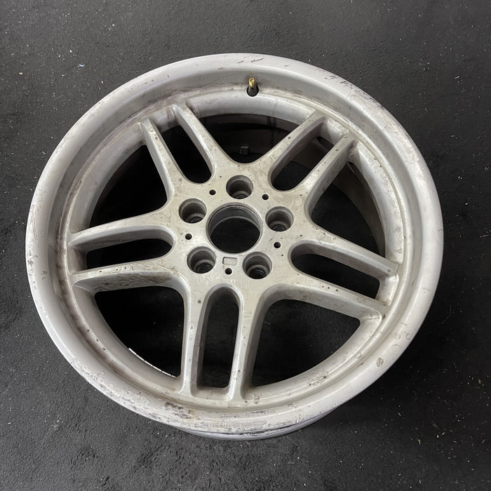 18" BMW 740i 00-01 18x8 , 10 spoke , smooth finish Original OEM Wheel Rim - Close-Up Detail