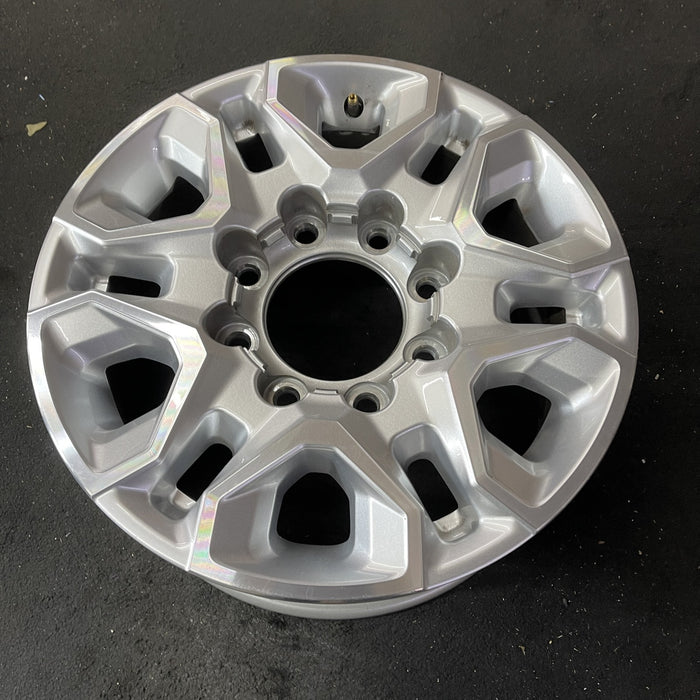18" SILVERADO 2500 PICKUP 21-24 18x8, aluminum, machined face with silver accent Original OEM Wheel Rim