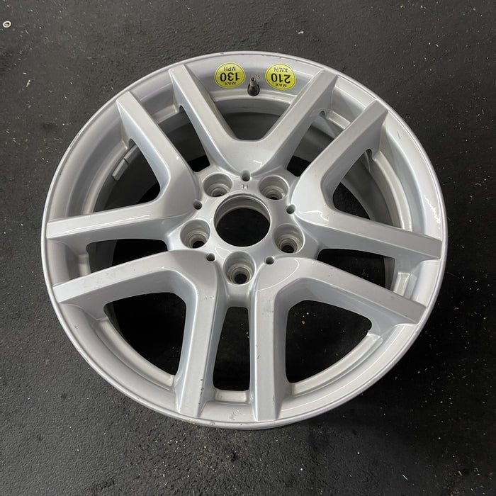 17" BMW X5 02-06 17x7.5 , 10 spoke Original OEM Wheel Rim - Close-Up Detail