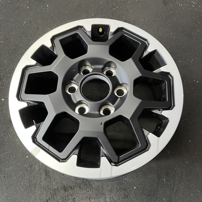 17" TACOMA 24 17x7.5, black Original OEM Wheel Rim - Close-Up Detail