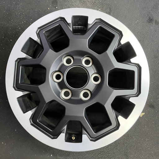 18" 4 RUNNER 25 18x7.5, machined finish Original OEM Wheel Rim - Angle View