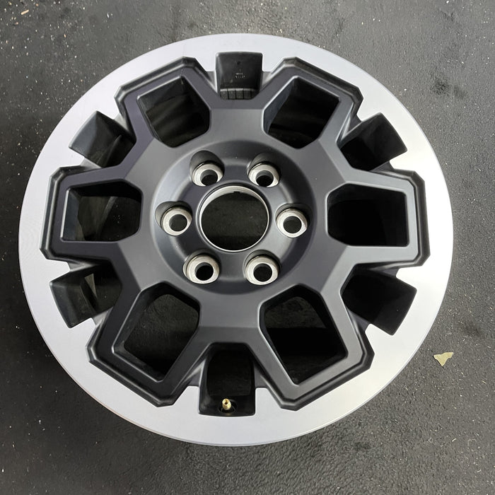 18" 4 RUNNER 25 18x7.5, machined finish Original OEM Wheel Rim - Side Profile