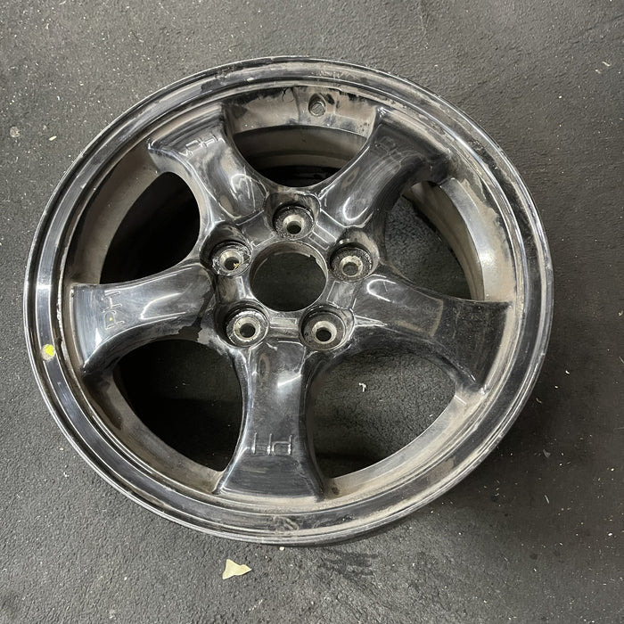 16" NIRO 17-19 16x6.5 Original OEM Wheel Rim - Close-Up Detail