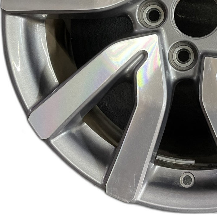 18" PILOT 19 18x8 alloy 5 V spoke factory installed w/machined face Original OEM Wheel Rim