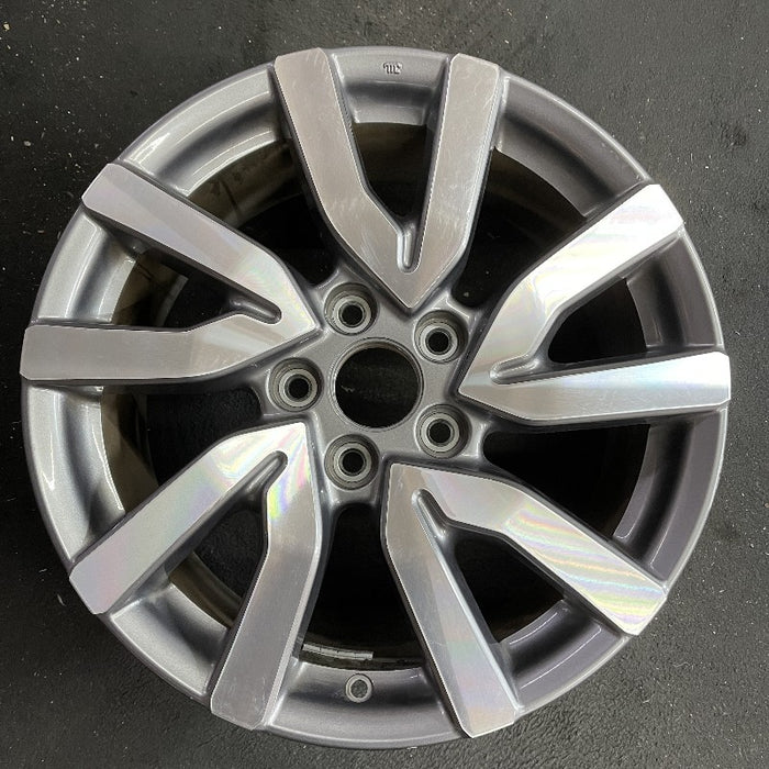 18" PILOT 19 18x8 alloy 5 V spoke factory installed w/machined face Original OEM Wheel Rim