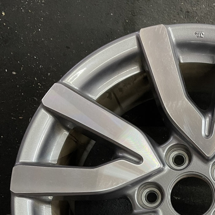 18" PILOT 19 18x8 alloy 5 V spoke factory installed w/machined face Original OEM Wheel Rim