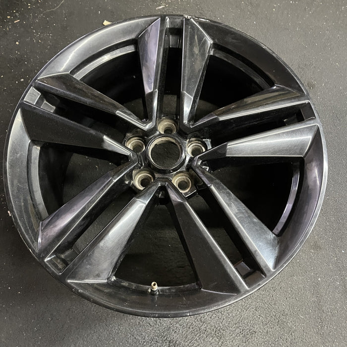 19" MUSTANG 15 19x9 , 10 spoke, 5 split spokes Original OEM Wheel Rim - Side Profile