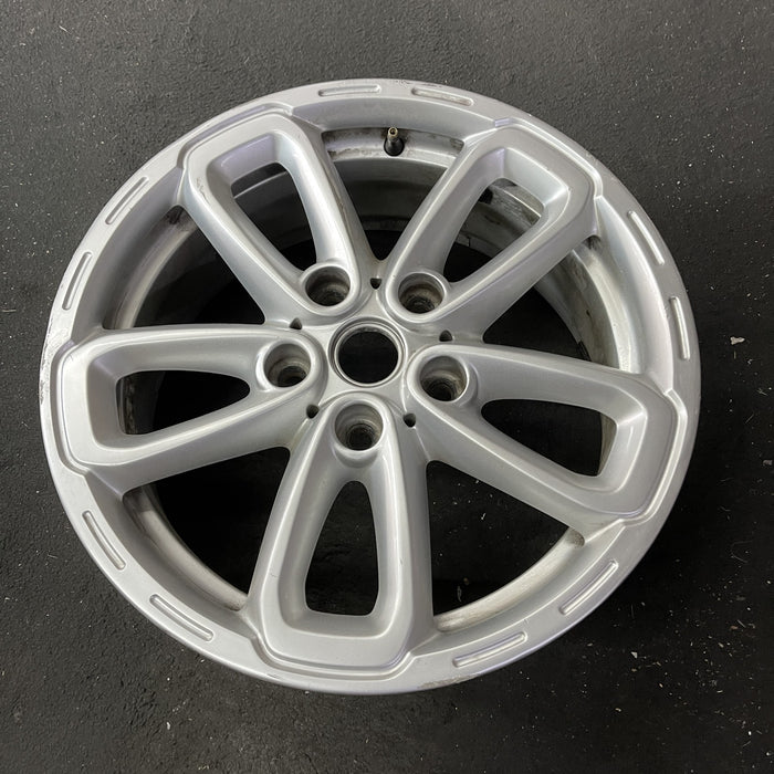 17" COUNTRYMAN 15-17 17x7, triangle spoke, silver Original OEM Wheel Rim - Close-Up Detail