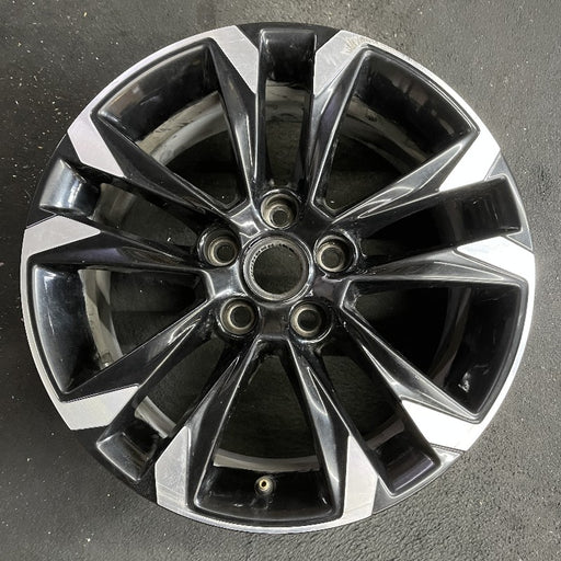 17" TRAILBLAZER 21-23 17x7.5 5 double spoke gloss black opt Q6V Original OEM - Front View