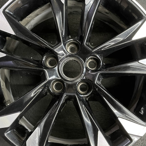 17" TRAILBLAZER 21-23 17x7.5 5 double spoke gloss black opt Q6V Original OEM - Angle View
