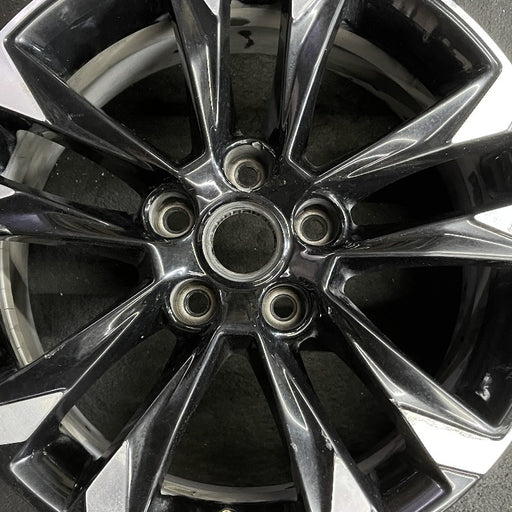 17" TRAILBLAZER 21-23 17x7.5 5 double spoke gloss black opt Q6V Original OEM - Angle View