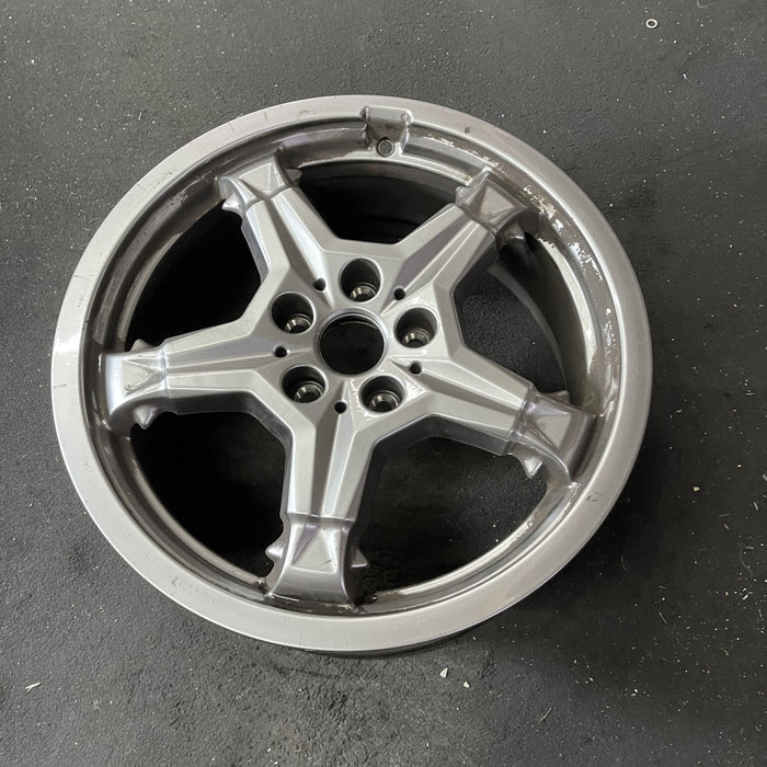 18" BMW X1 23-24 18x7.5 , , solid spoke Original OEM Wheel Rim - Close-Up Detail
