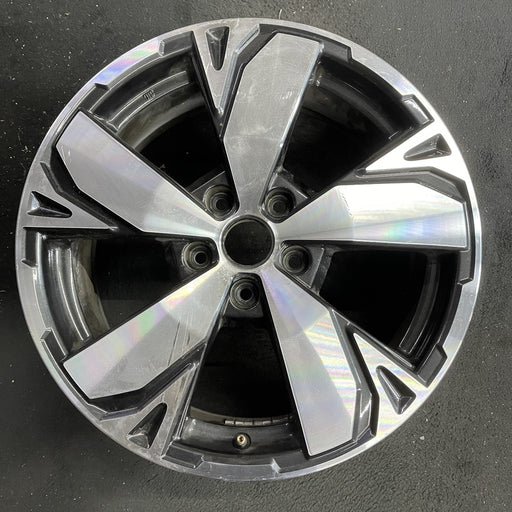 18" FORESTER 19 18x7 , w/machined face, 5 spoke Original OEM Wheel Rim - Angle View