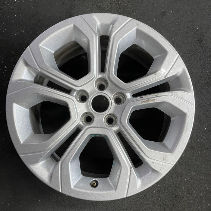 18" DISCOVERY SPORT 20-23 18x8 , Y spoke Original OEM Wheel Rim - Angle View