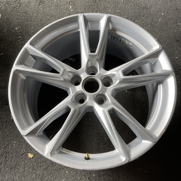 20" CAMARO 19-24 20x8.5, 5 split spoke, silver Original OEM Wheel Rim - Side Profile