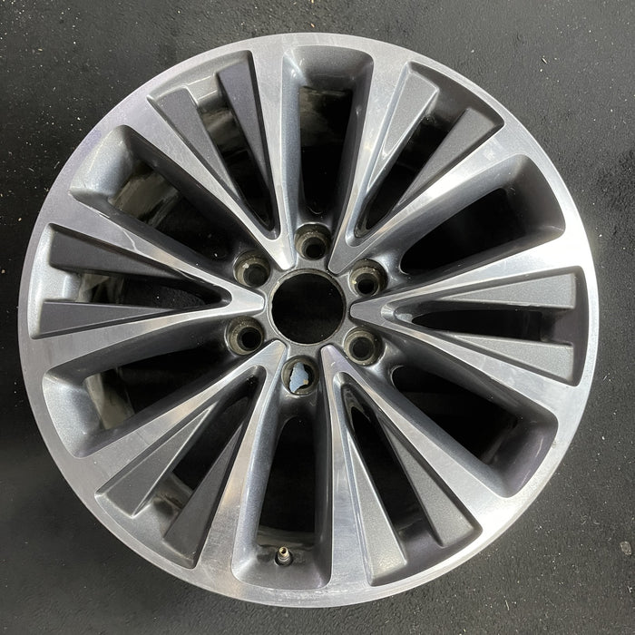 20" NAVIGATOR 15-17 20x8.5 , , machined face Original OEM Wheel Rim - Angle View