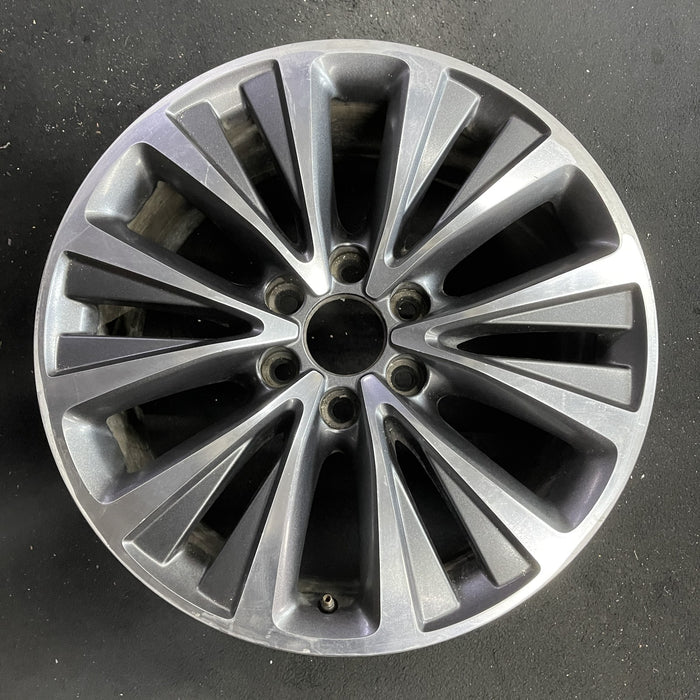 20" NAVIGATOR 15-17 20x8.5 , , machined face Original OEM Wheel Rim - Angle View
