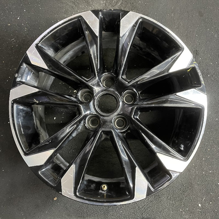 17" TRAILBLAZER 21-23 17x7.5 5 double spoke gloss black opt Q6V Original OEM - Front View