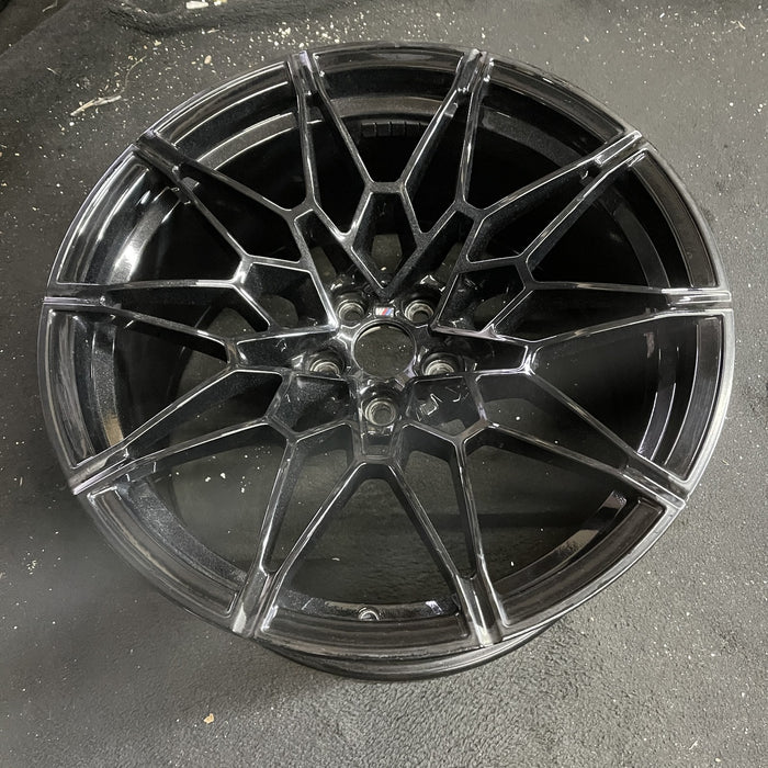 20" BMW M3 21-24 19x10.5, 10 spoke, w/o machined face Original OEM Wheel Rim - Side Profile