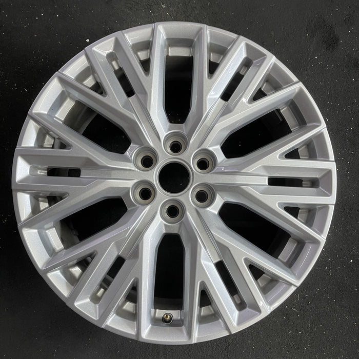 20" ACADIA 24 20x8, silver Original OEM Wheel Rim - Angle View