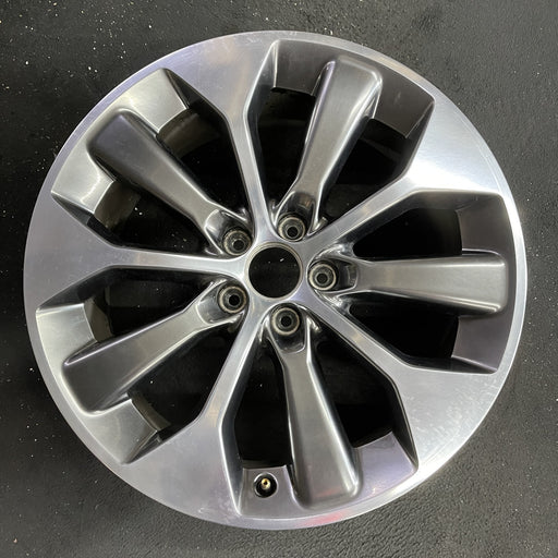 19" CHEROKEE 19 19x7.5, Original OEM Wheel Rim - Angle View